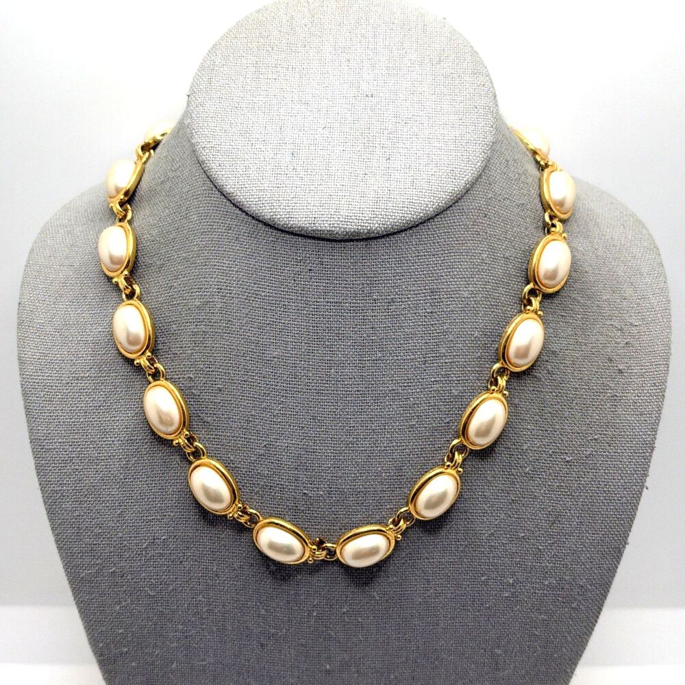 Vintage 1980s Liz Claiborne Faux Pearl Link Necklace Gold Tone 16" to 19" - Picture 2 of 8